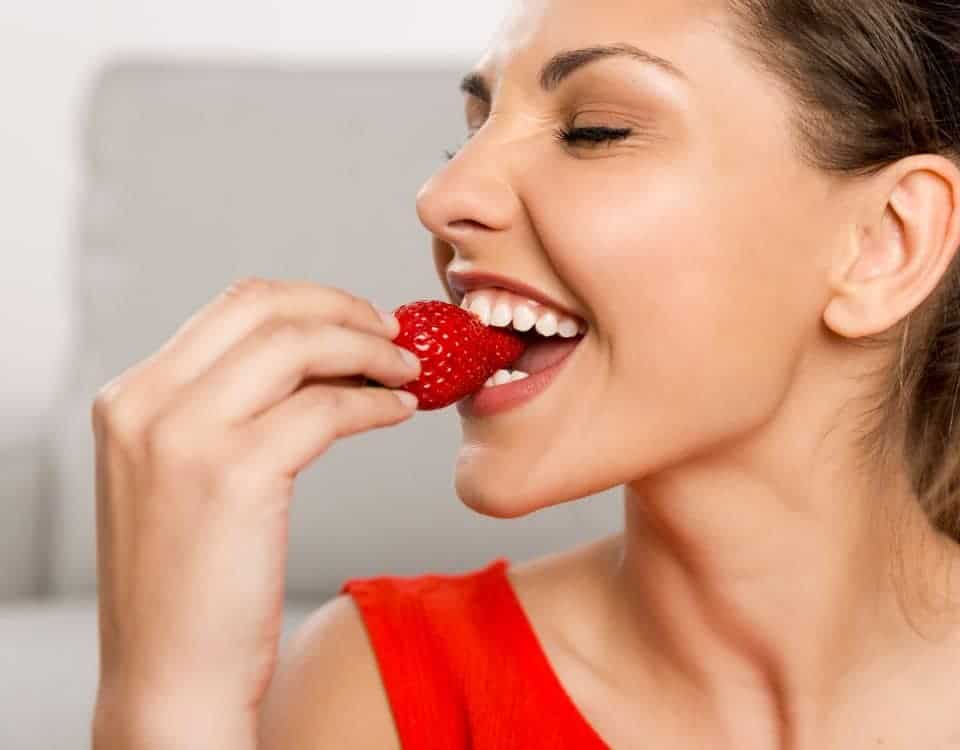 The Secret to Lasting Brightness: How Your Diet Influences Teeth Whitening Maintenance Southport