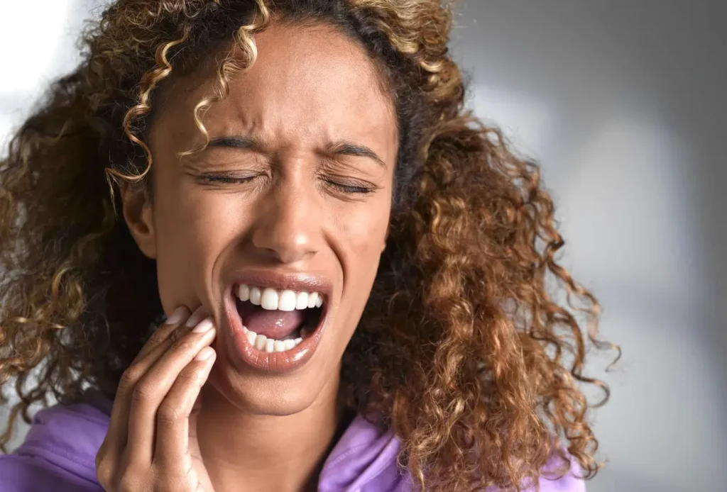 When to See a Dentist for Persistent Tooth Pain and Sensitivity Southport